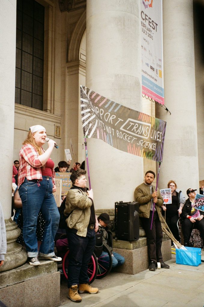 Lens of Becoming: A Queer Journey Through the Eyes of Photographer Cansu (they/them)